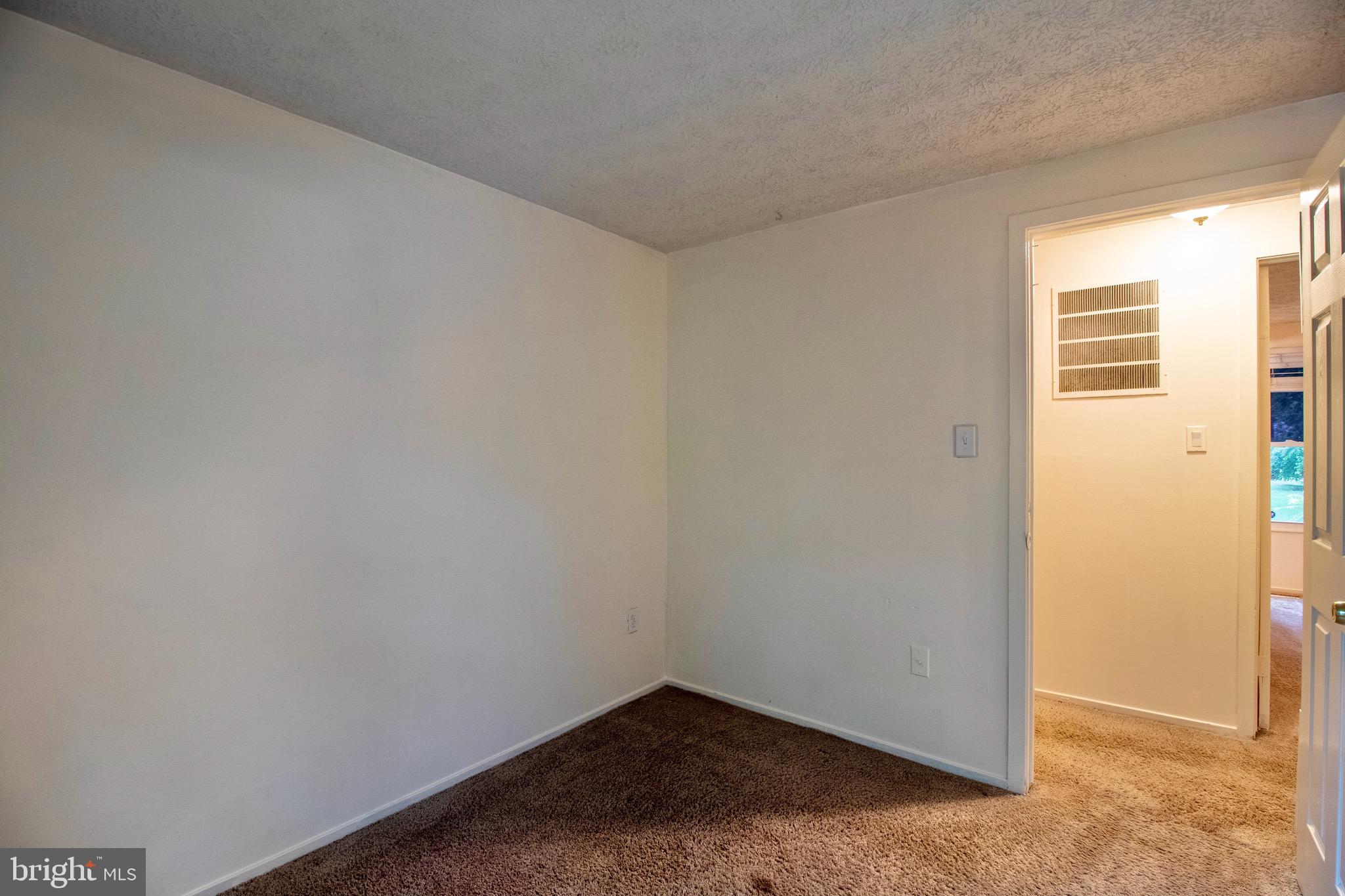 GREENBRIAR WOODS - Residential