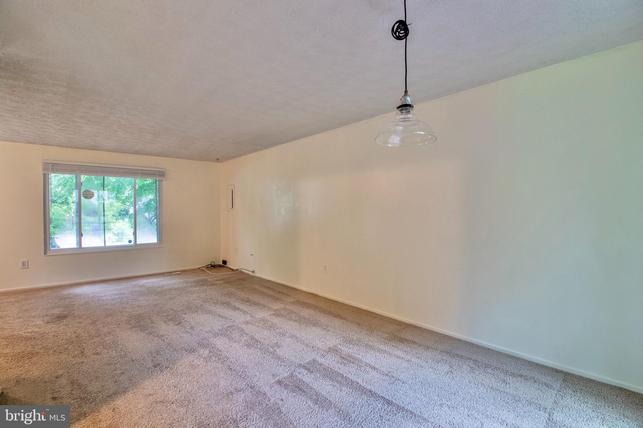 GREENBRIAR WOODS - Residential