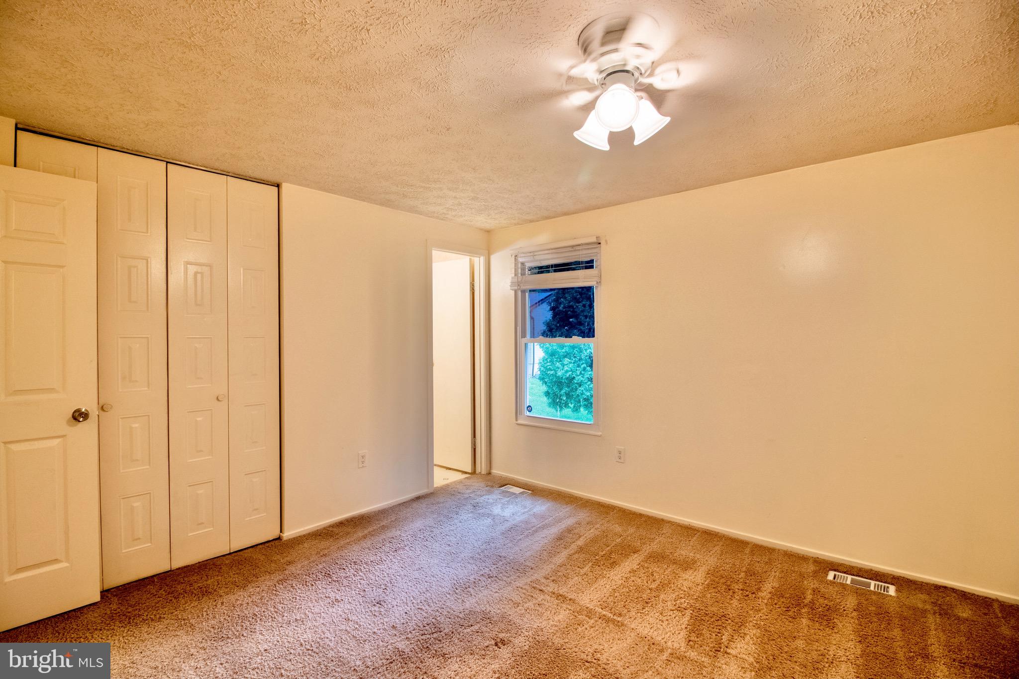 GREENBRIAR WOODS - Residential