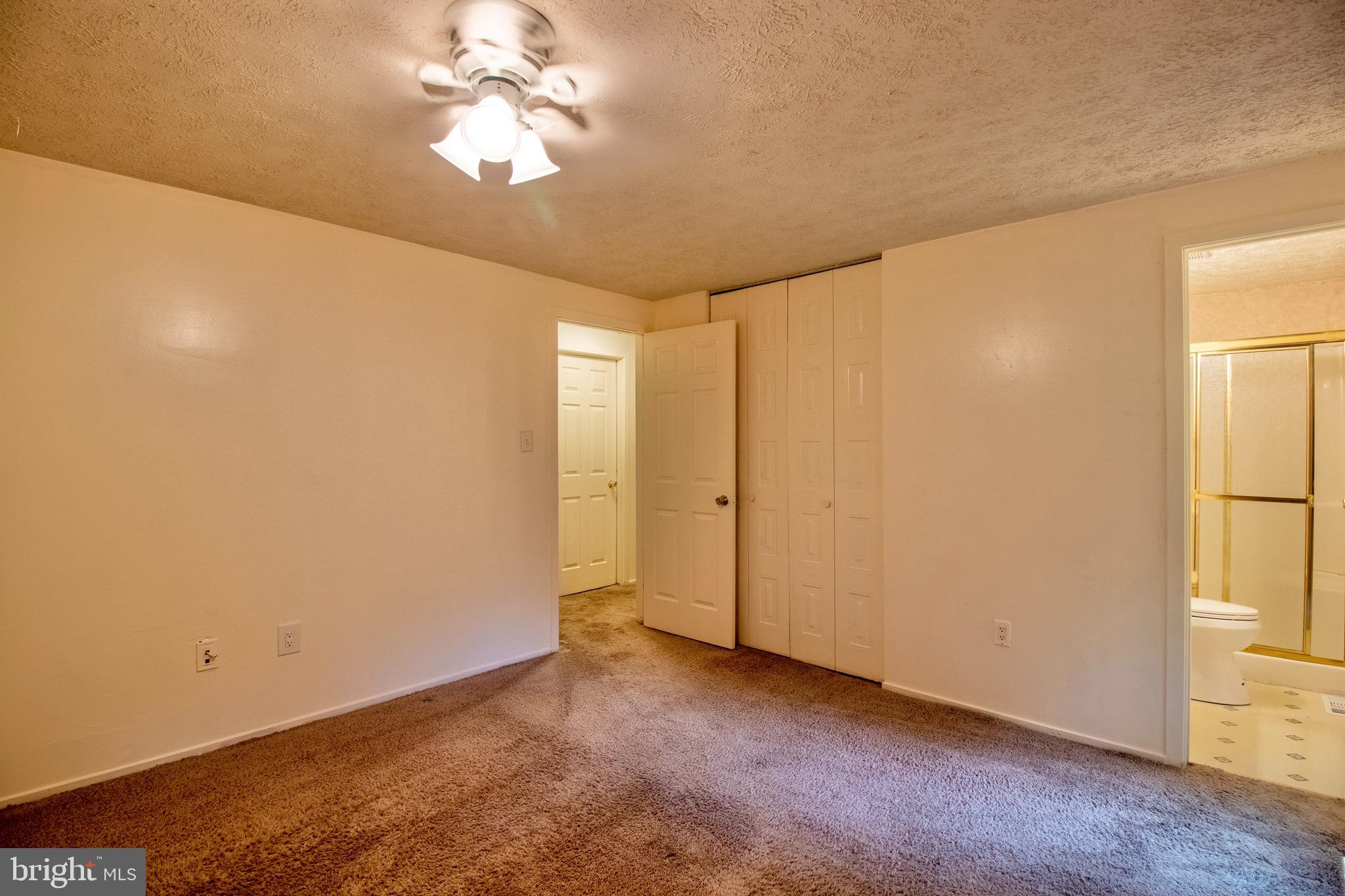 GREENBRIAR WOODS - Residential