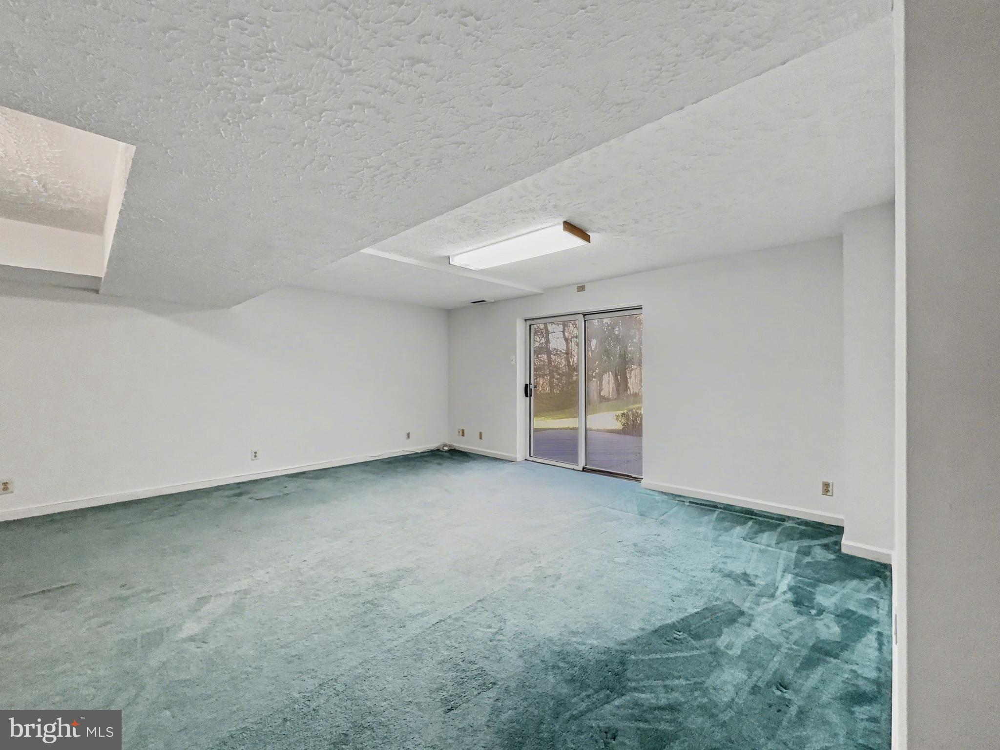 FONT HILL - Residential