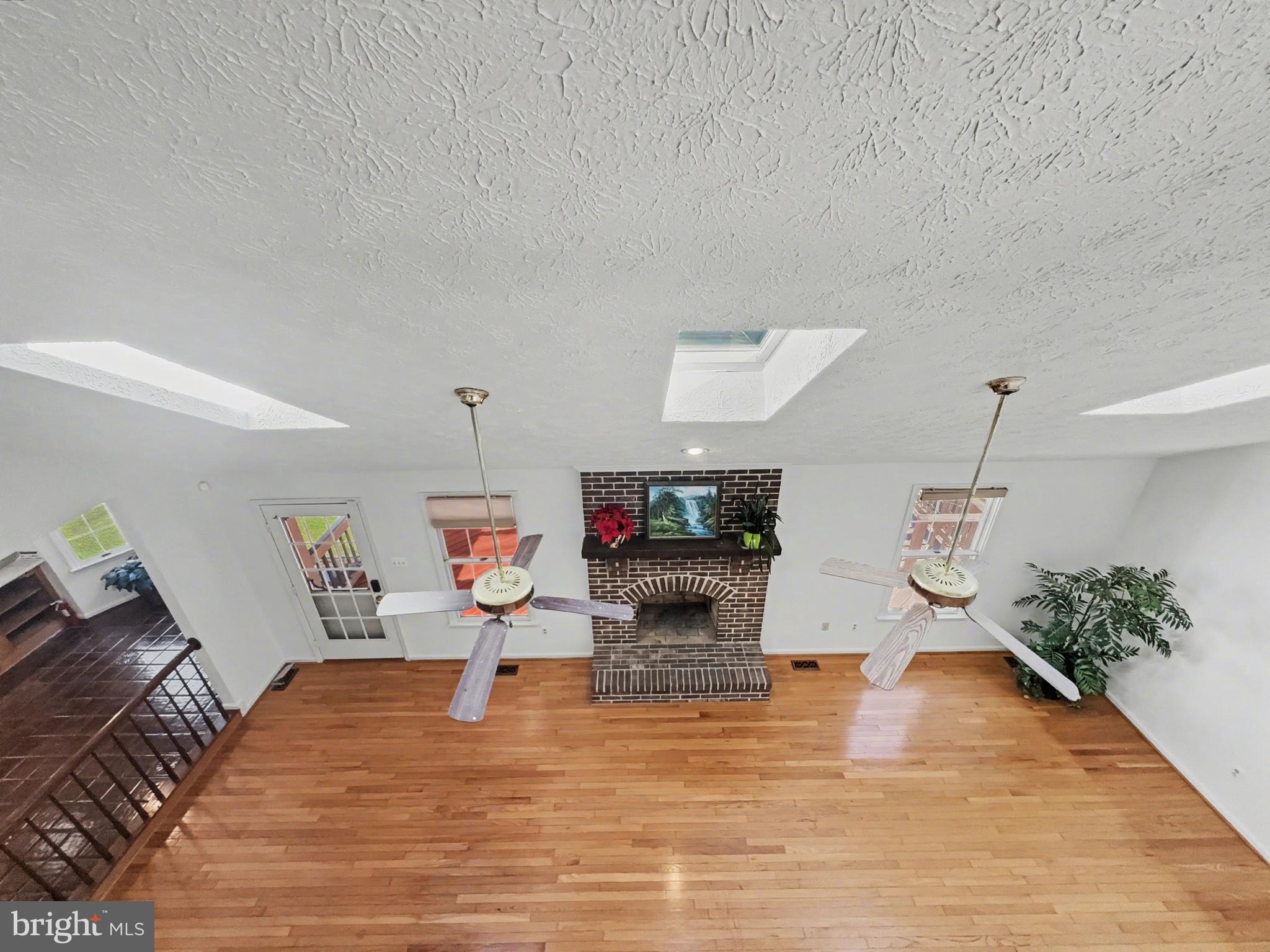 FONT HILL - Residential