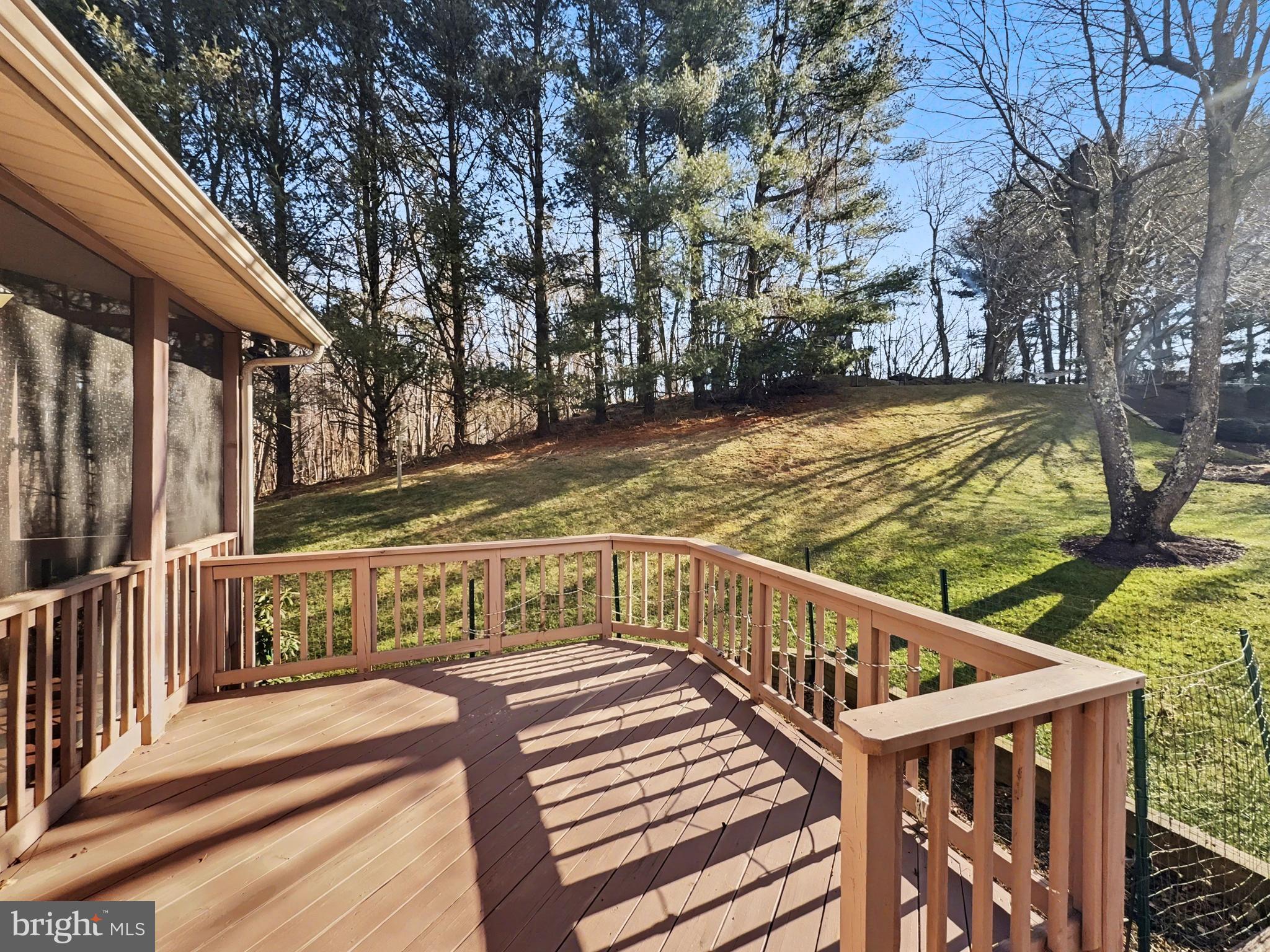 FONT HILL - Residential