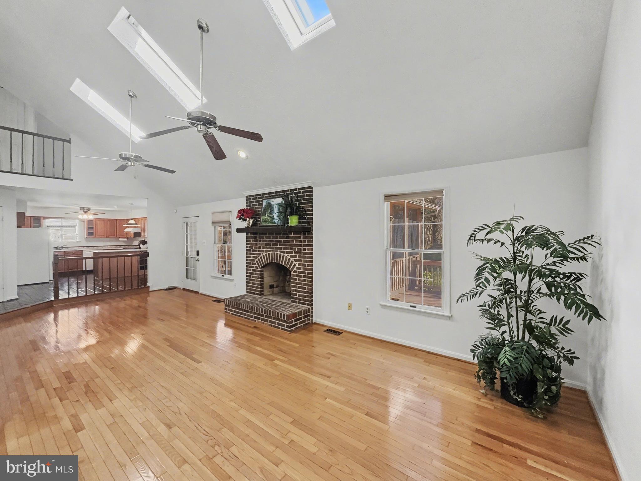 FONT HILL - Residential