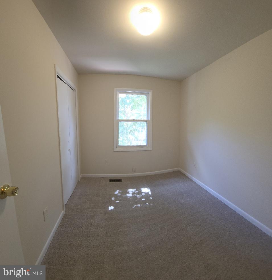 BREEZEWOOD FOREST EAST - Residential Lease