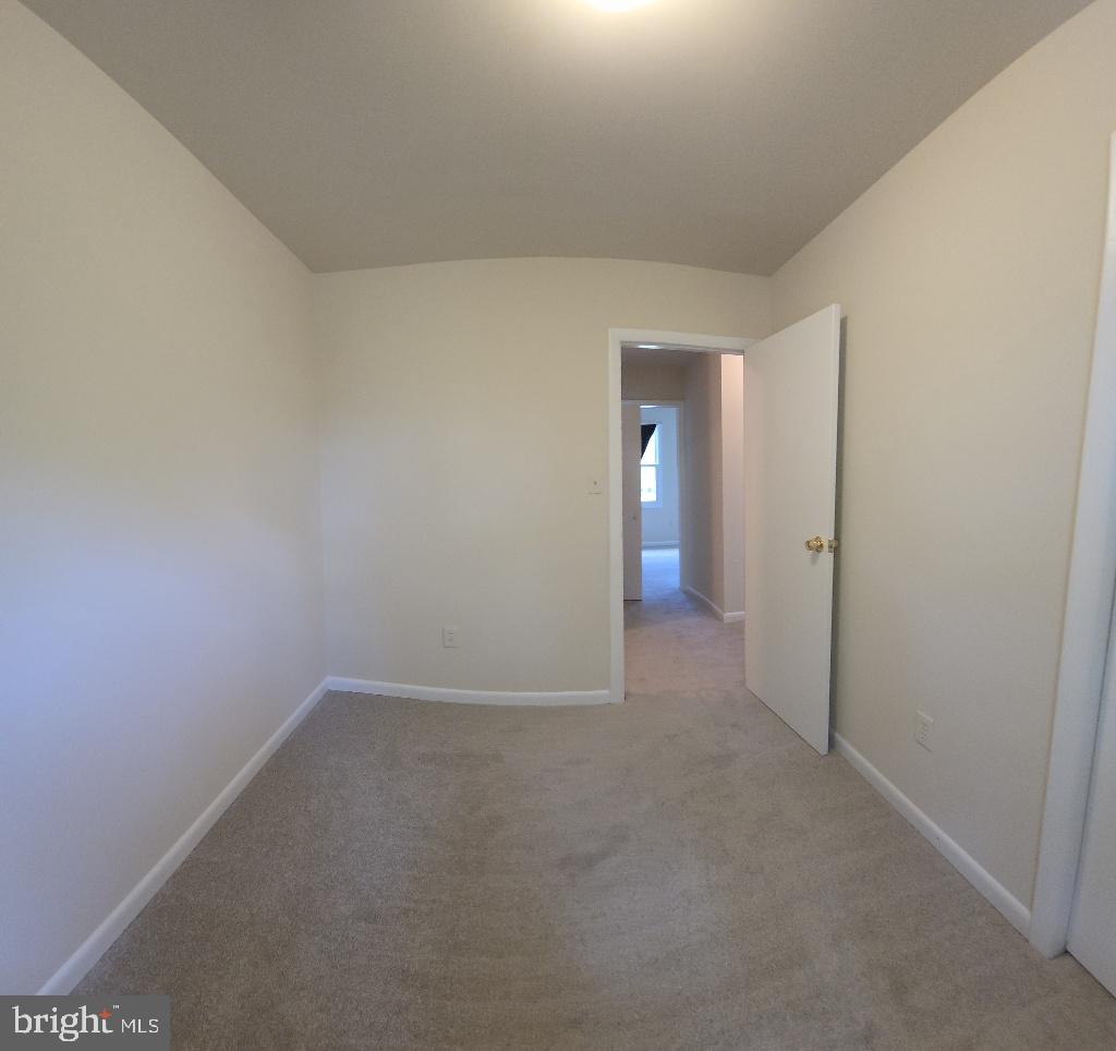 BREEZEWOOD FOREST EAST - Residential Lease