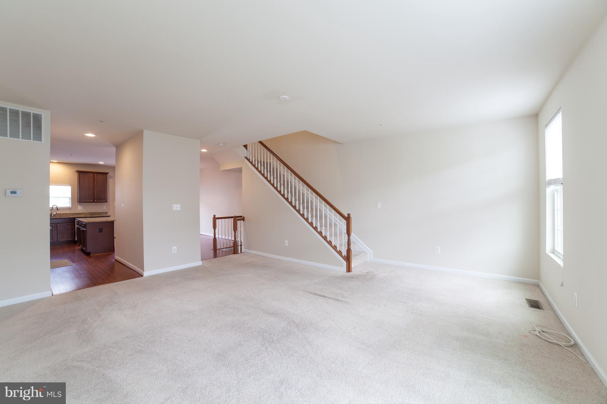 BLUE STREAM - Residential Lease