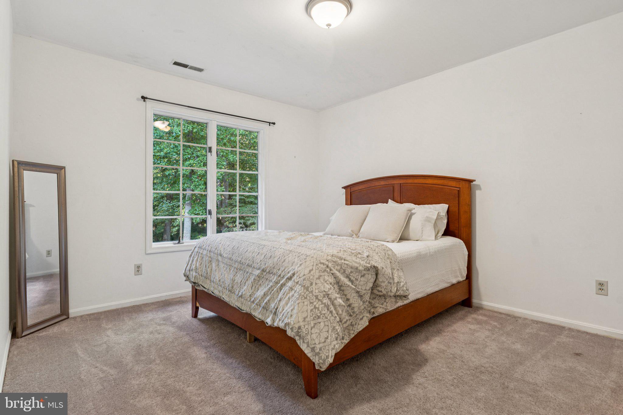 PLEASANT PLAINS - Residential
