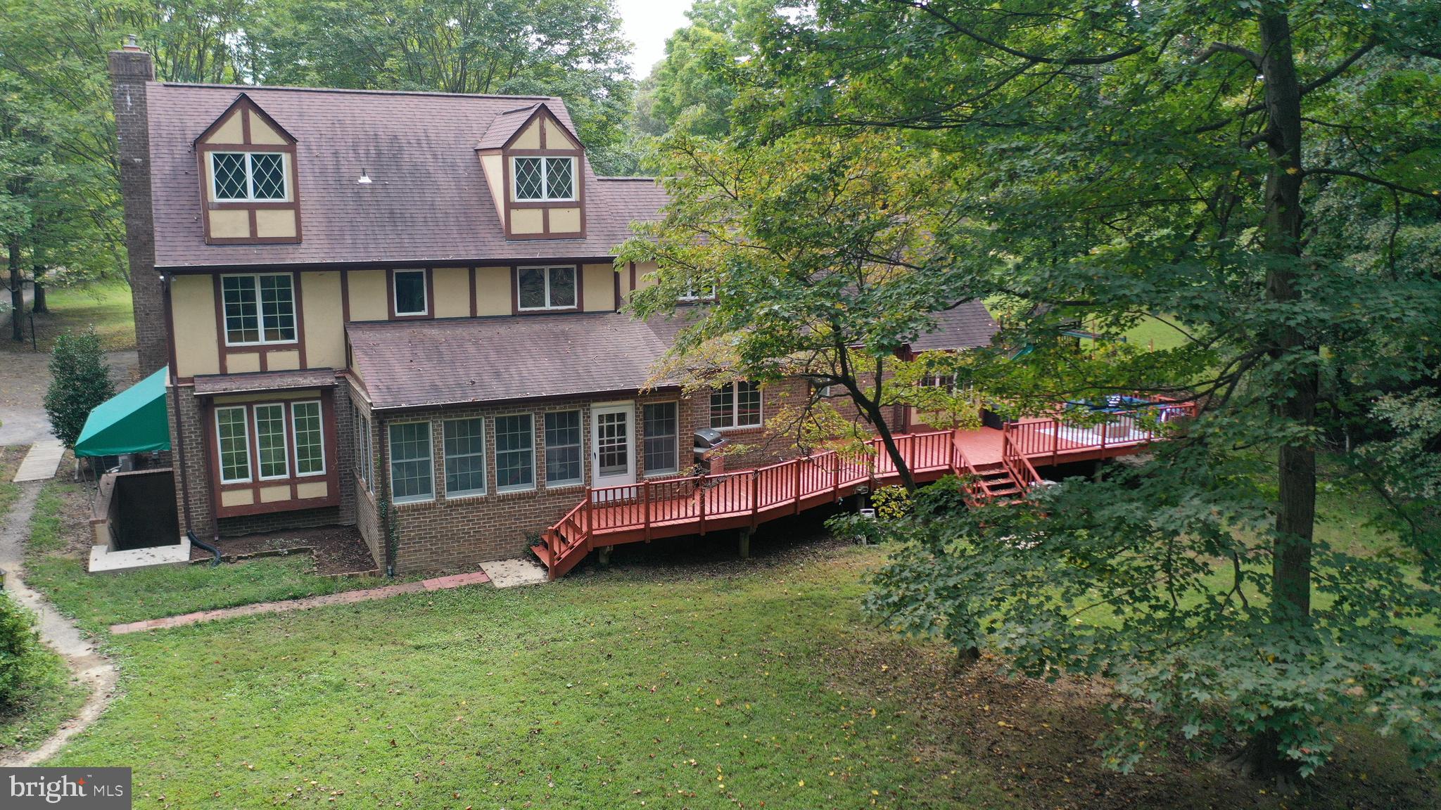 PLEASANT PLAINS - Residential