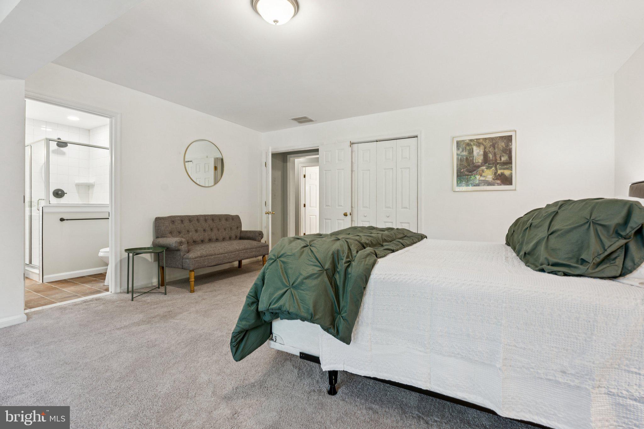 PLEASANT PLAINS - Residential