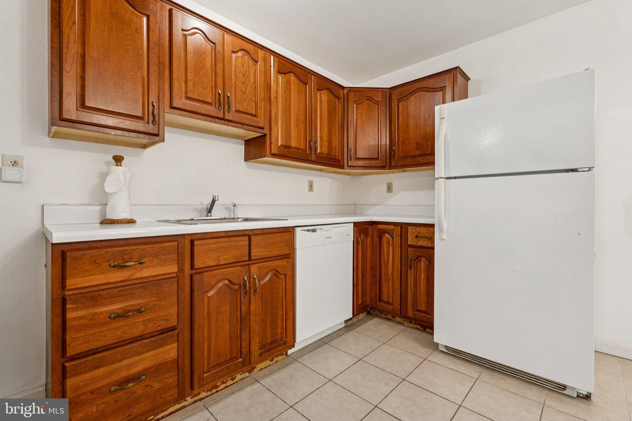 PLEASANT PLAINS - Residential