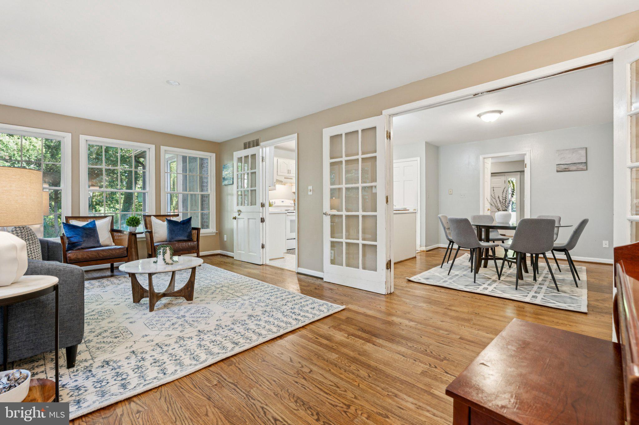 PLEASANT PLAINS - Residential