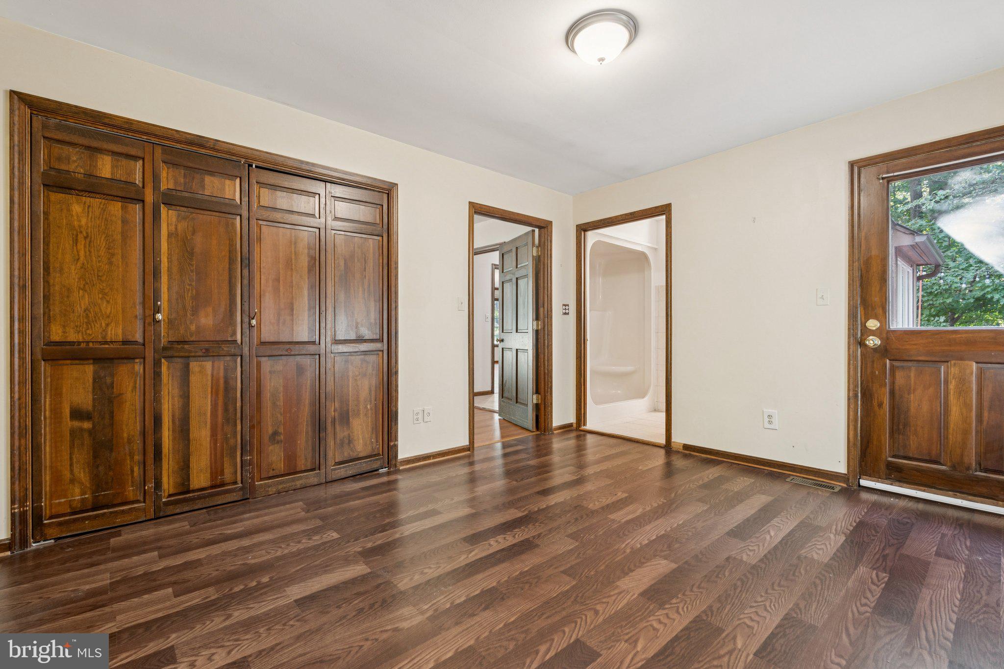 PLEASANT PLAINS - Residential