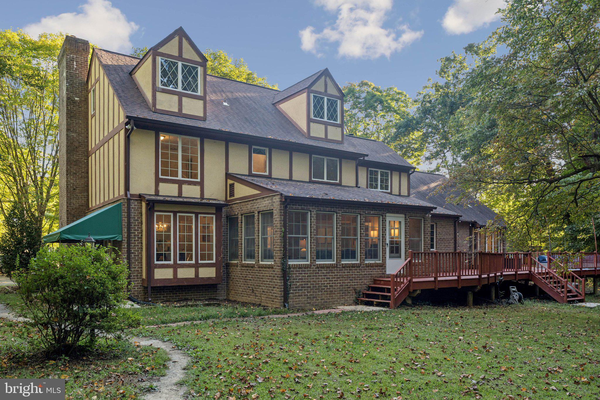 PLEASANT PLAINS - Residential