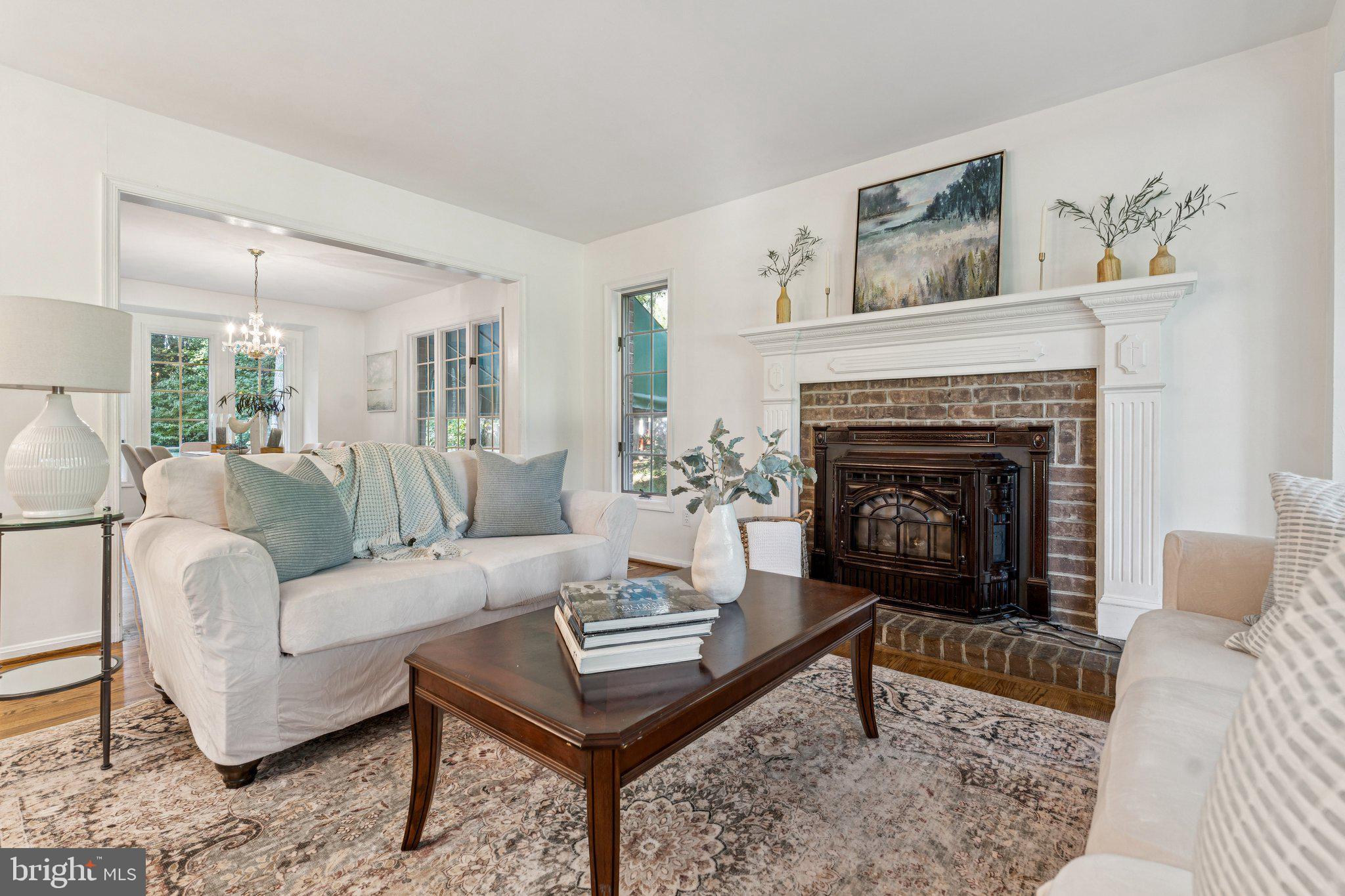 PLEASANT PLAINS - Residential