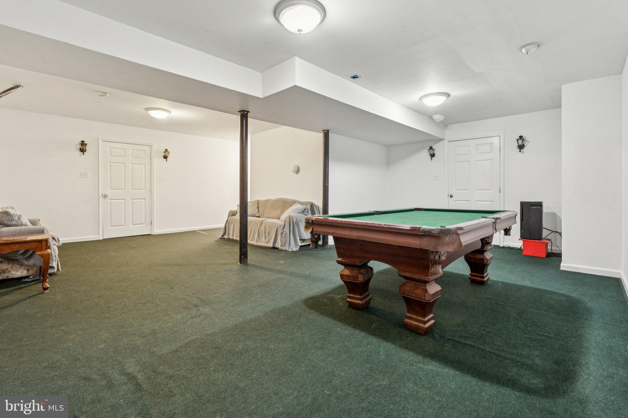 PLEASANT PLAINS - Residential