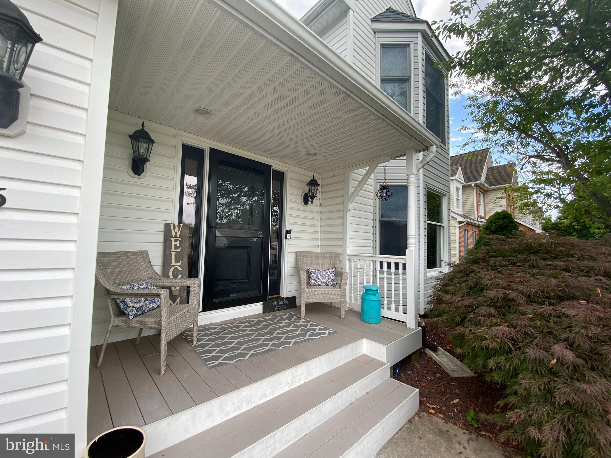 FOREST LAKES - Residential