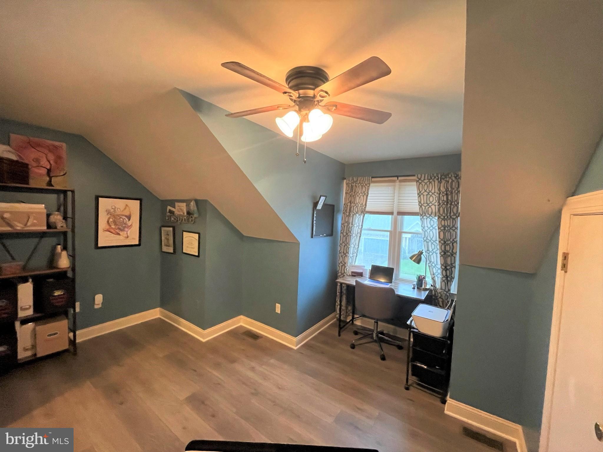 FOREST LAKES - Residential