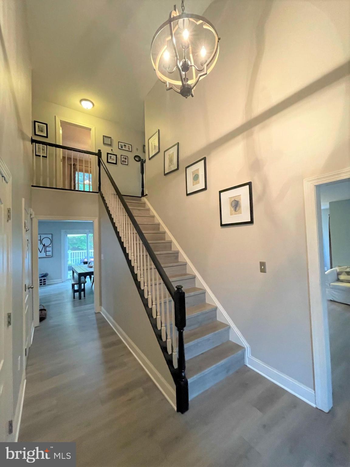 FOREST LAKES - Residential