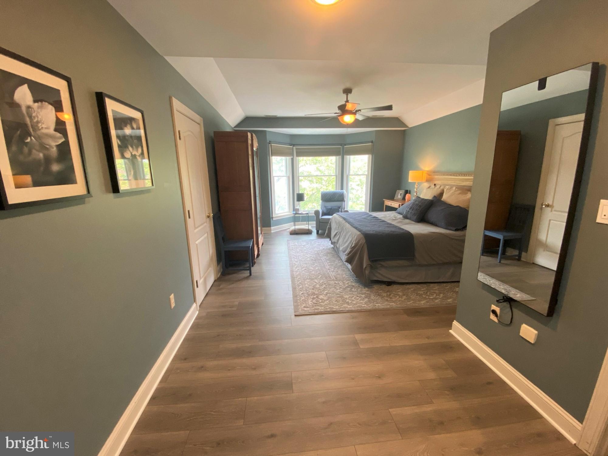 FOREST LAKES - Residential