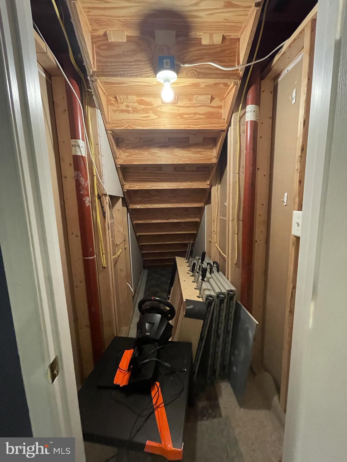 FOREST LAKES - Residential