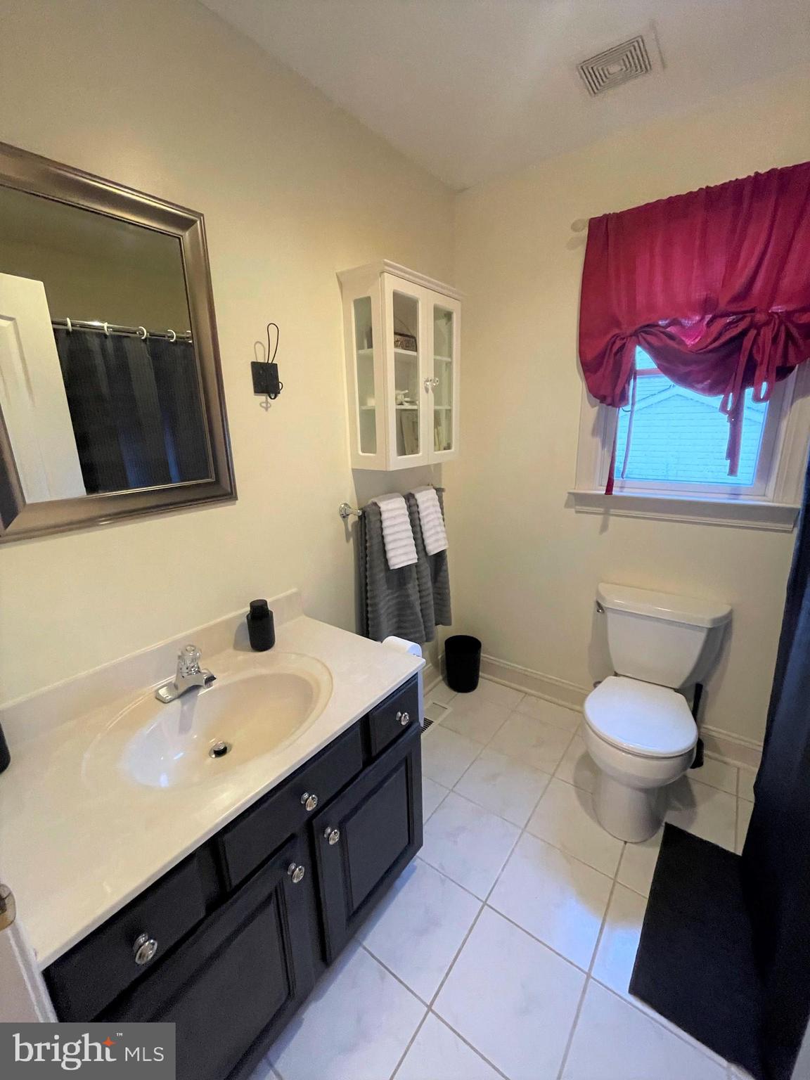 FOREST LAKES - Residential