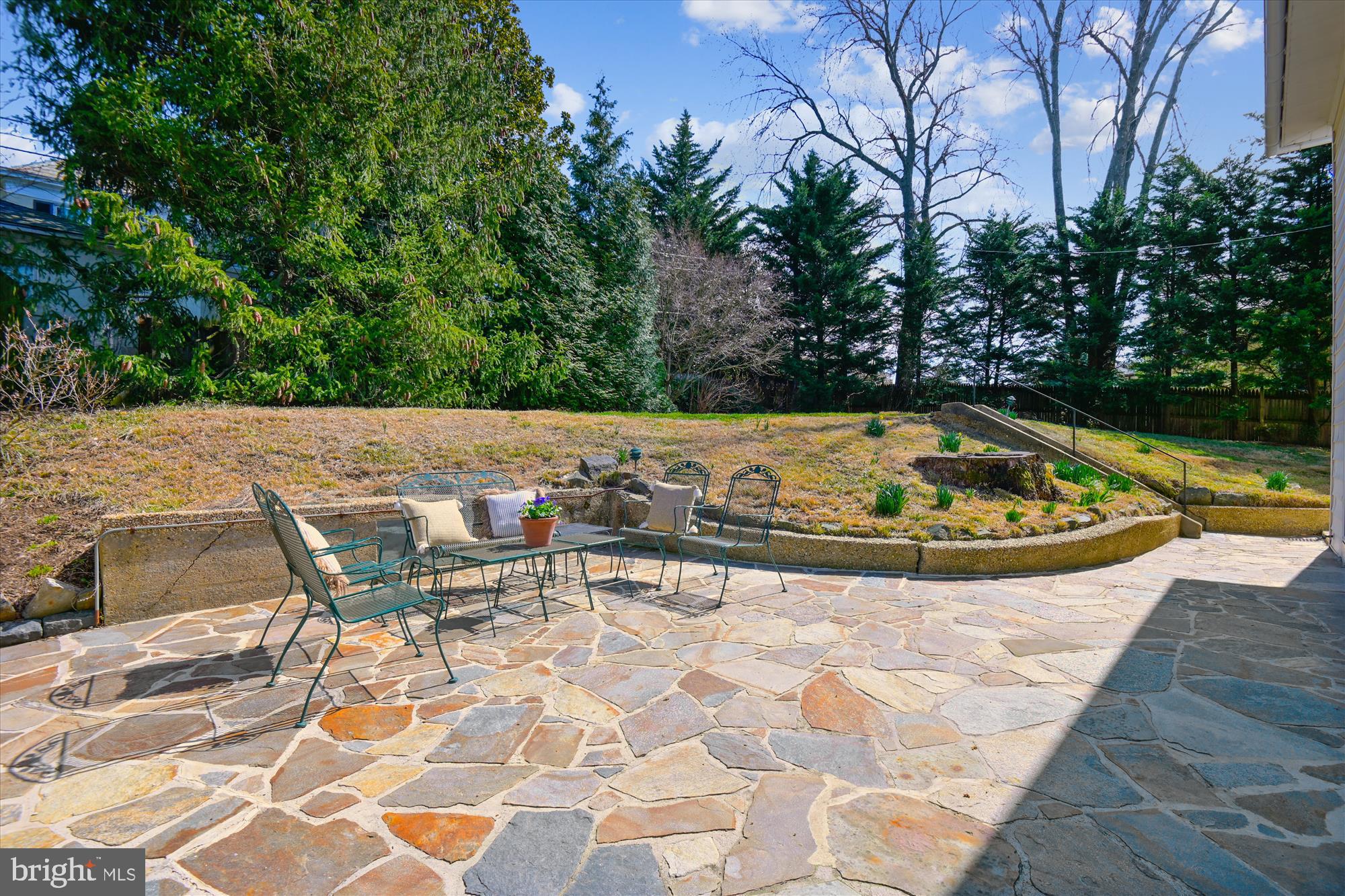 GUILFORD - Residential