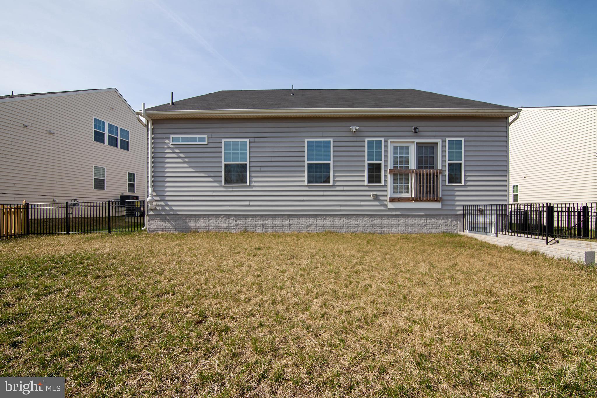 SEVEN HILLS - Residential