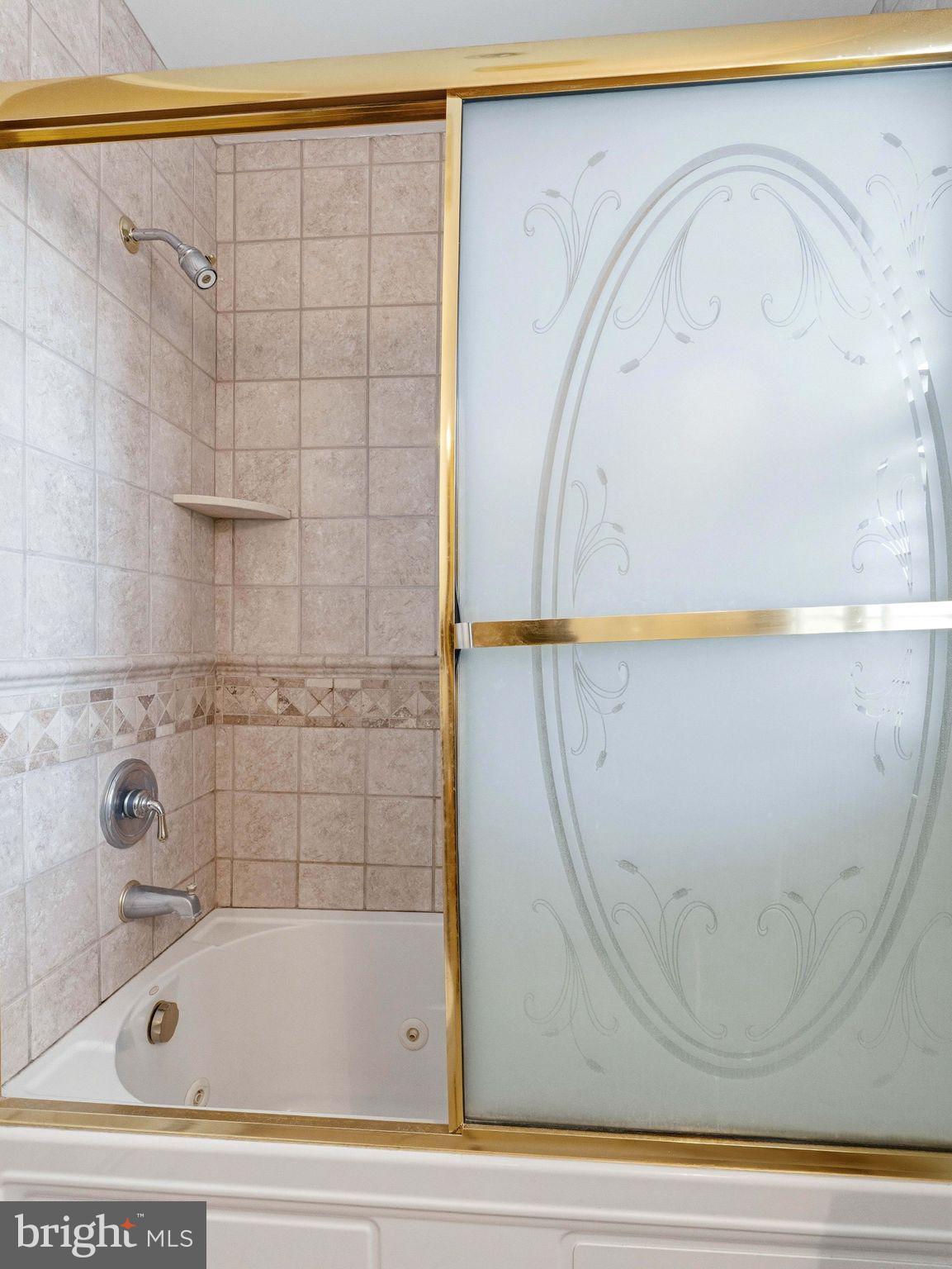 RED FOX KNOLL - Residential