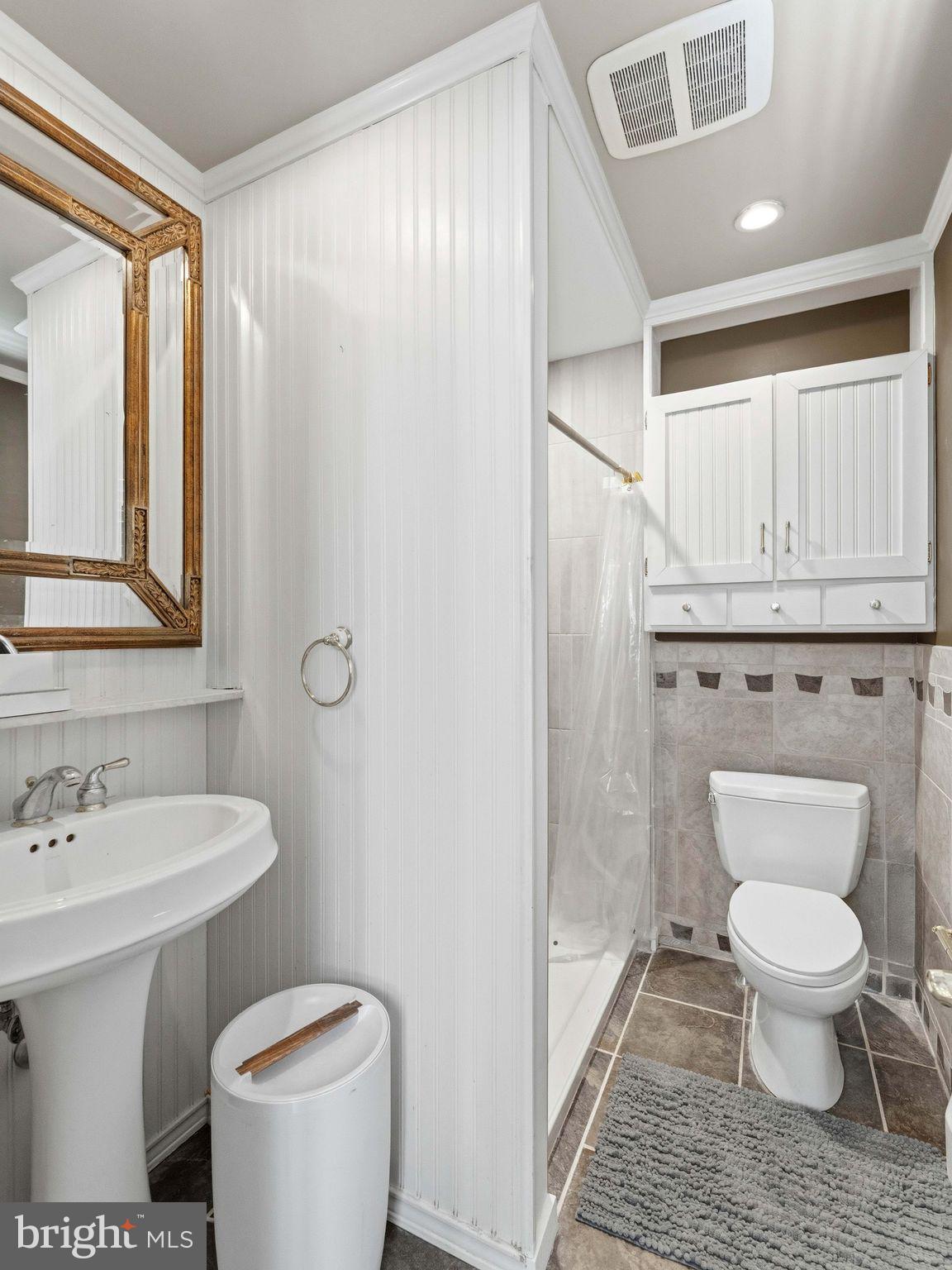 RED FOX KNOLL - Residential