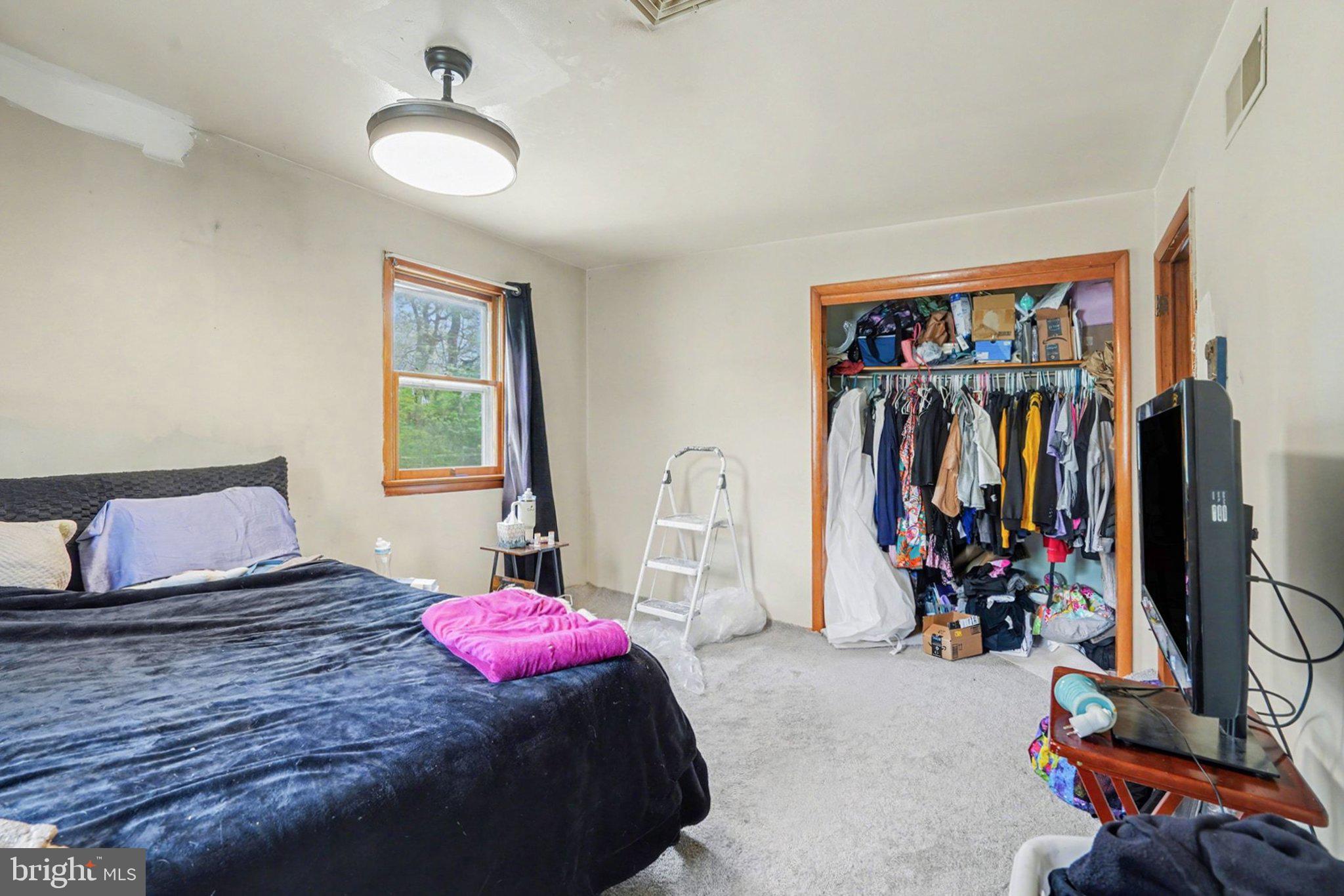 WEST CREEK HILLS - Residential