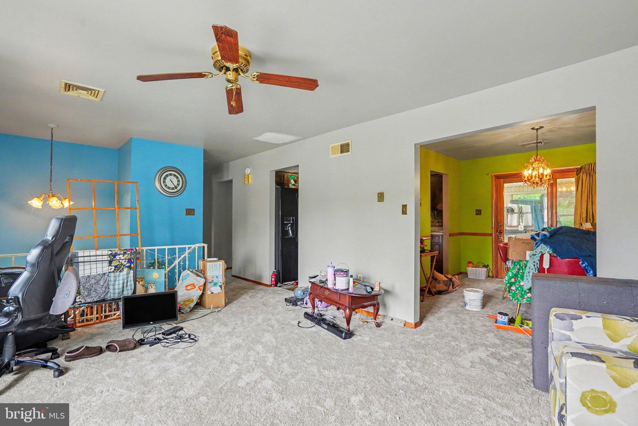 WEST CREEK HILLS - Residential