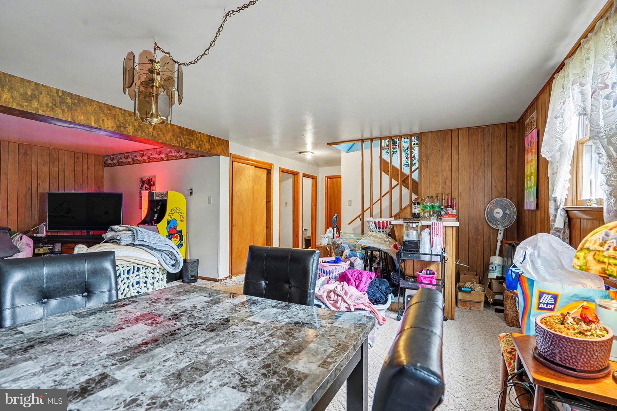 WEST CREEK HILLS - Residential