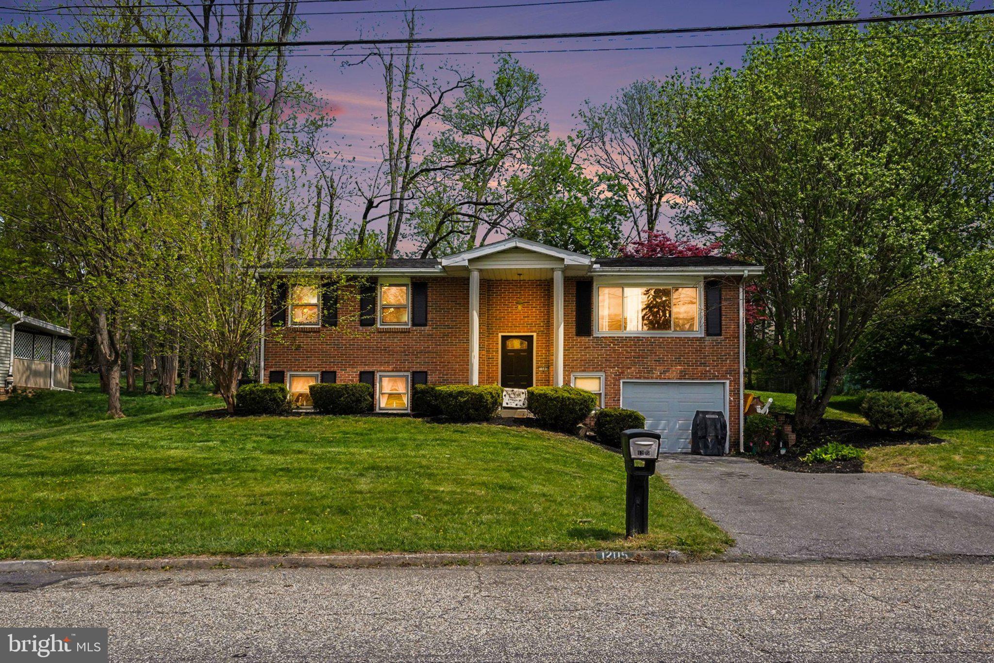 WEST CREEK HILLS - Residential