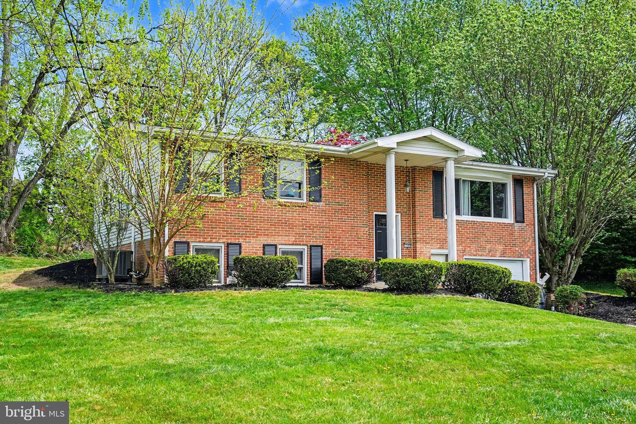 WEST CREEK HILLS - Residential