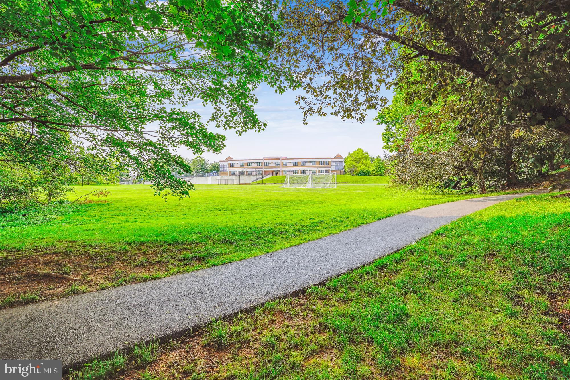 CHURCHILL VIEW - Residential