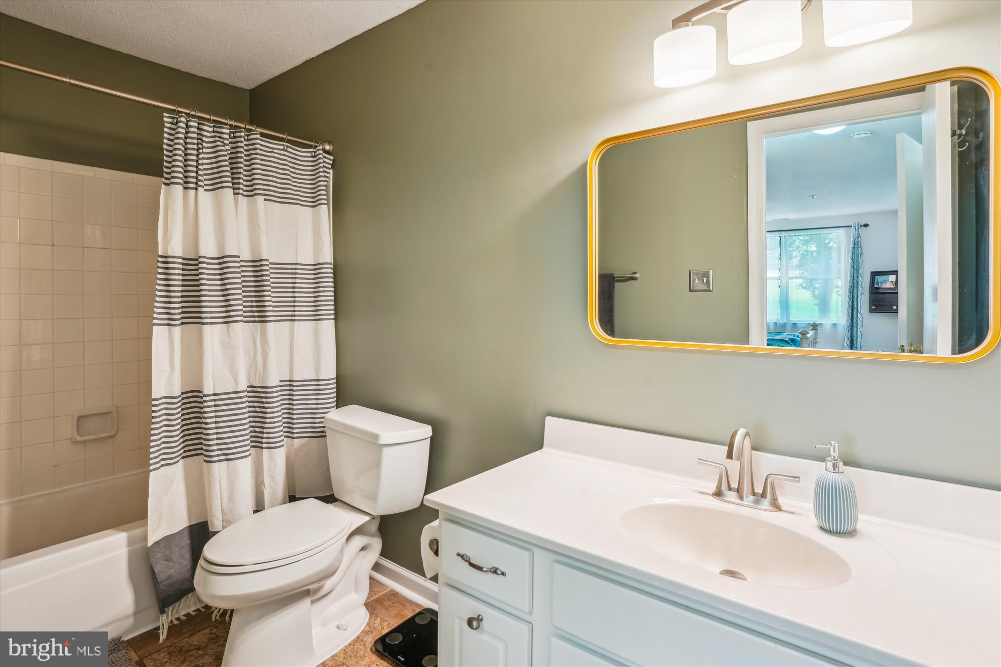 CHURCHILL VIEW - Residential