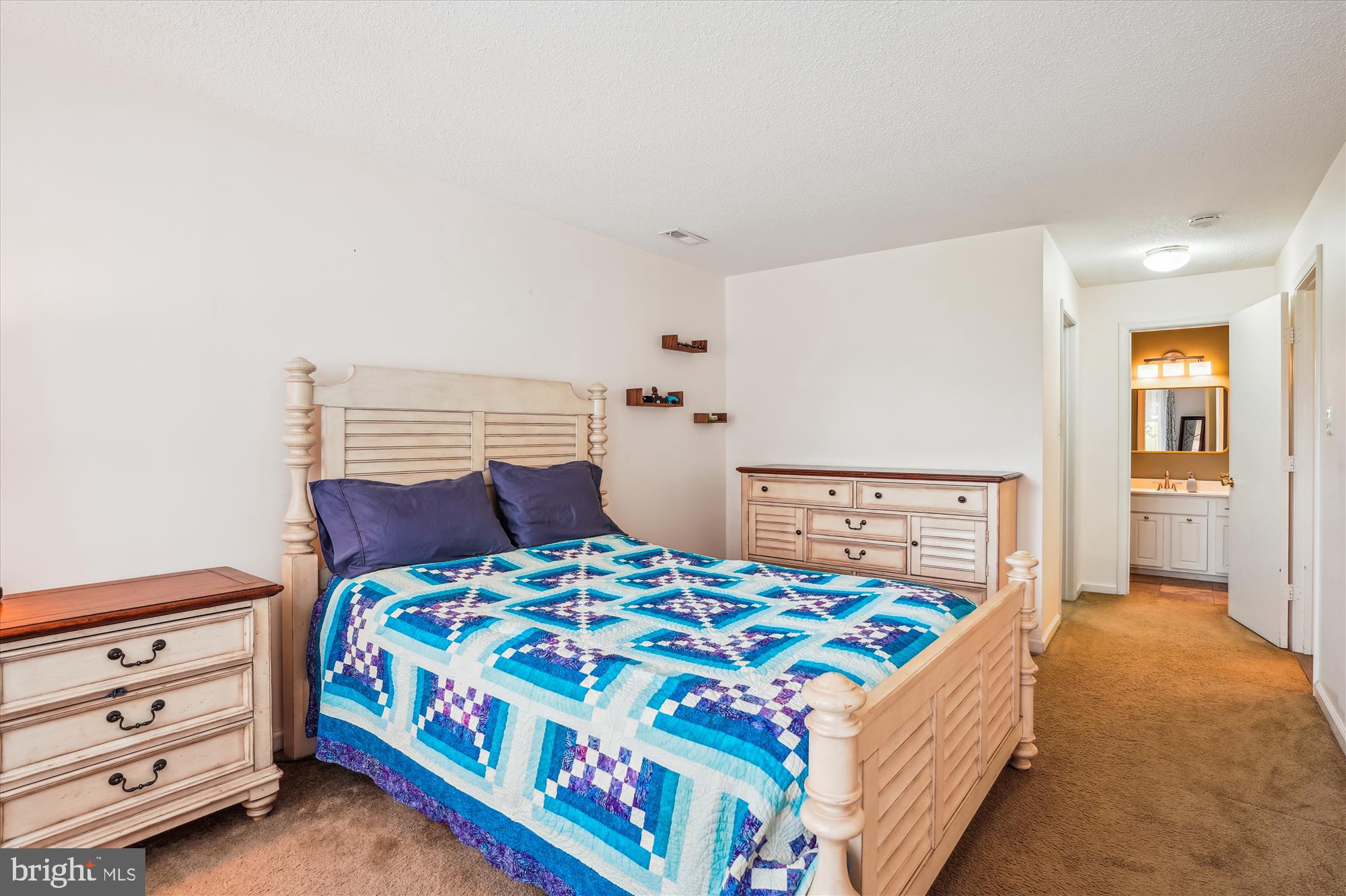 CHURCHILL VIEW - Residential