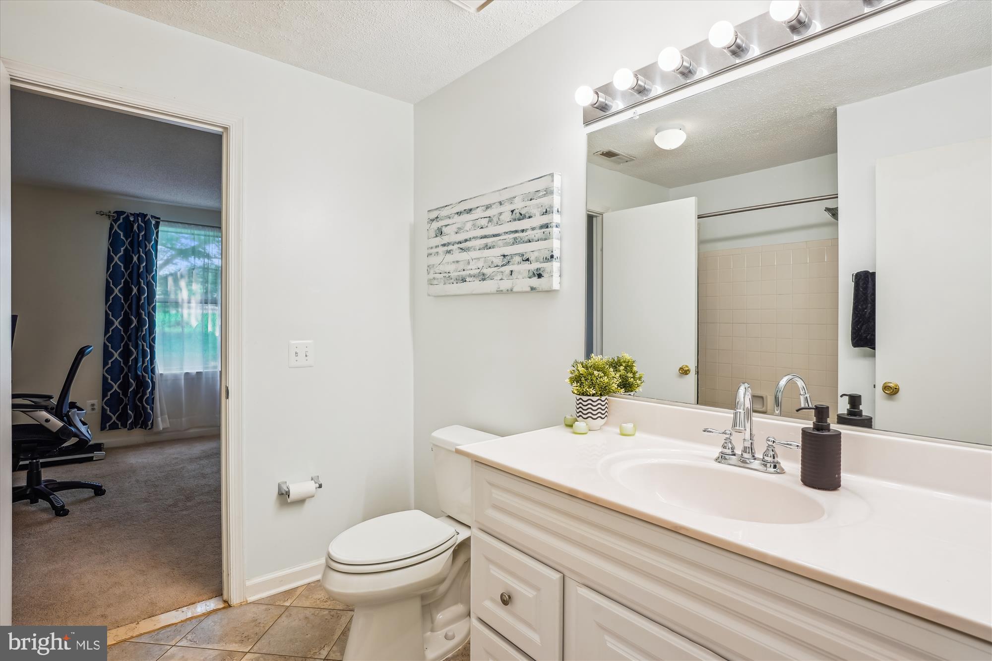 CHURCHILL VIEW - Residential