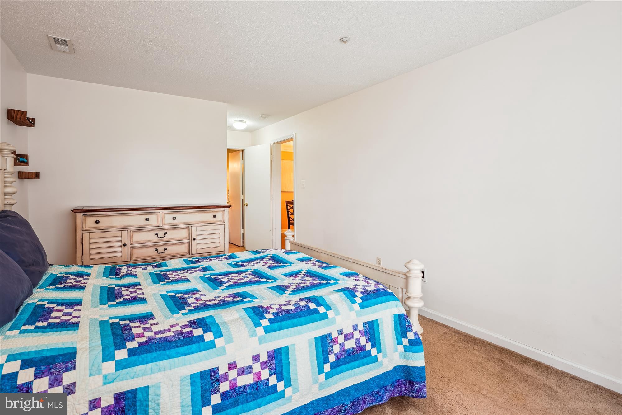 CHURCHILL VIEW - Residential