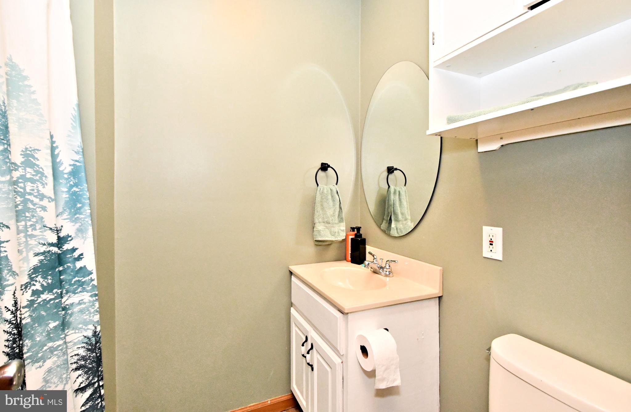 WOODLAND ACRES - Residential