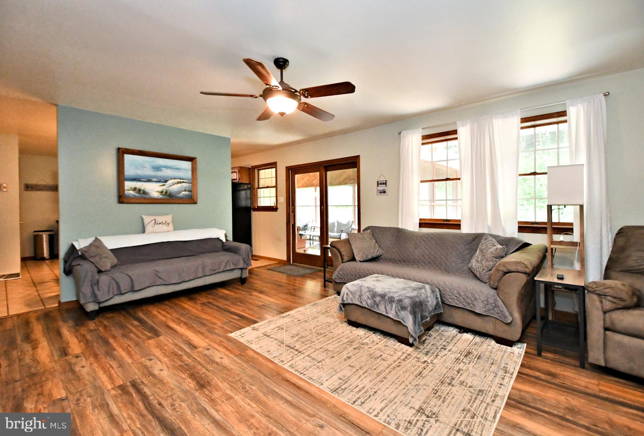 WOODLAND ACRES - Residential