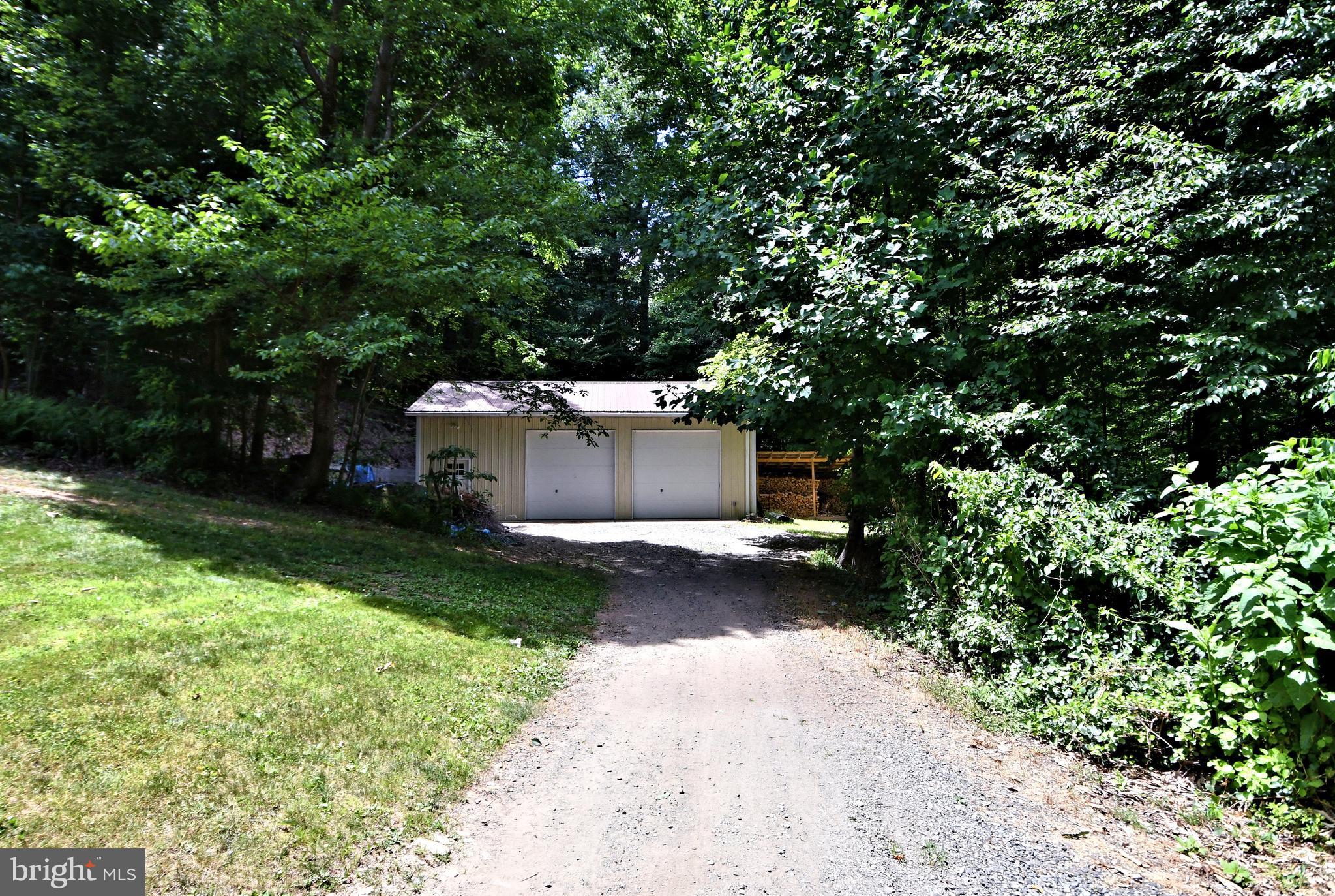 WOODLAND ACRES - Residential