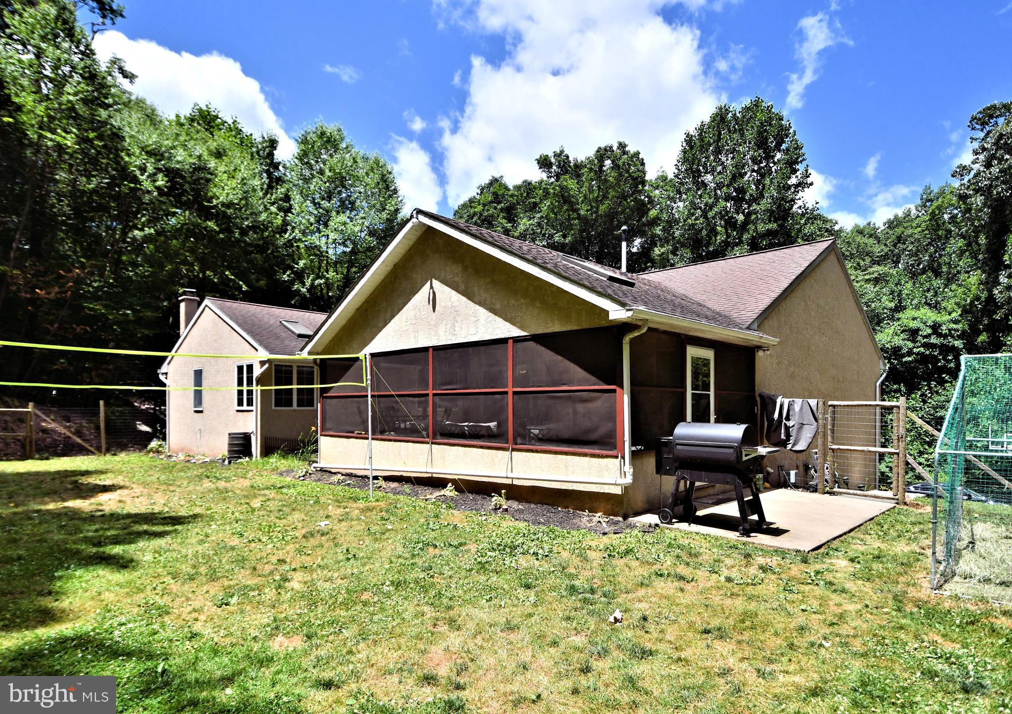 WOODLAND ACRES - Residential