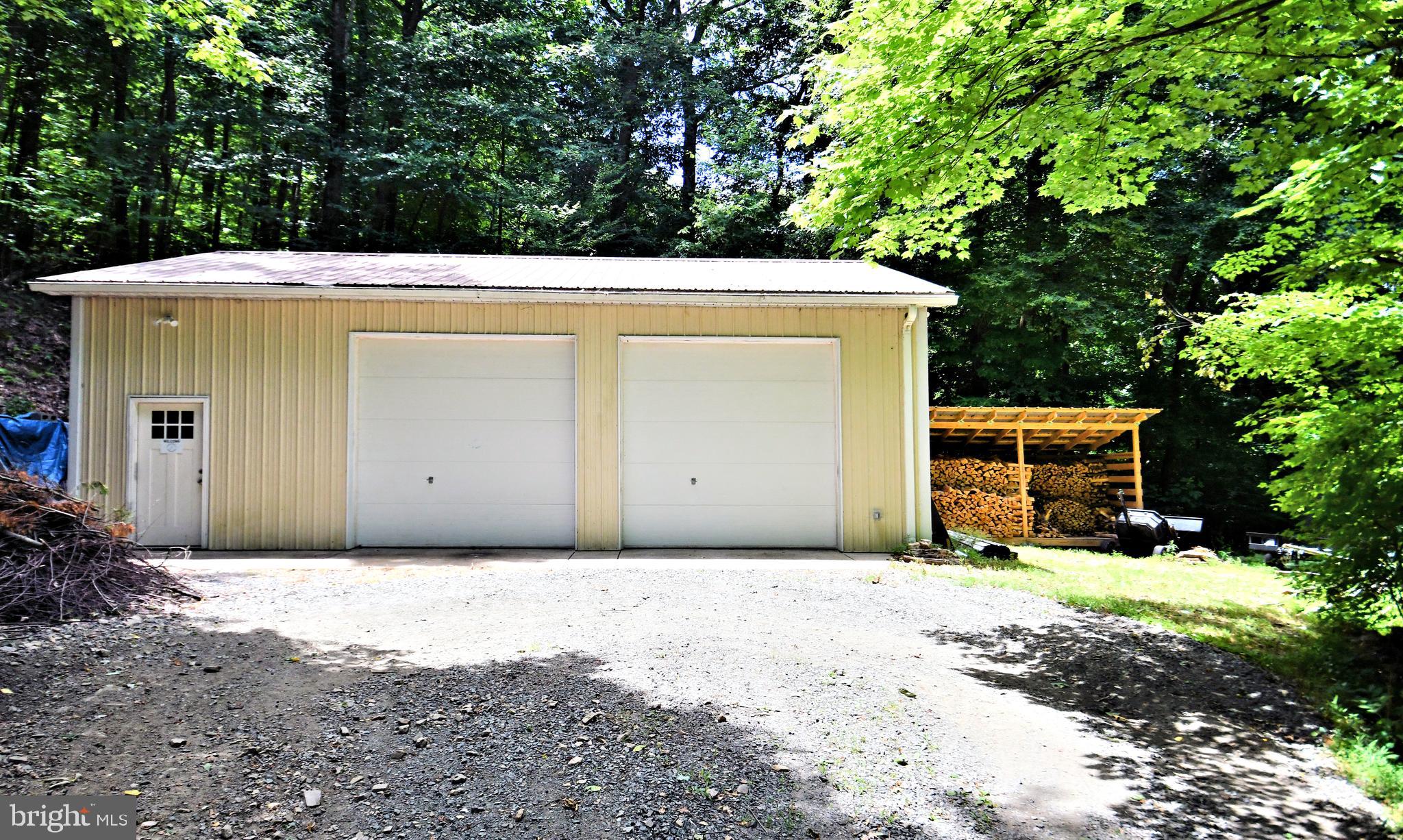 WOODLAND ACRES - Residential