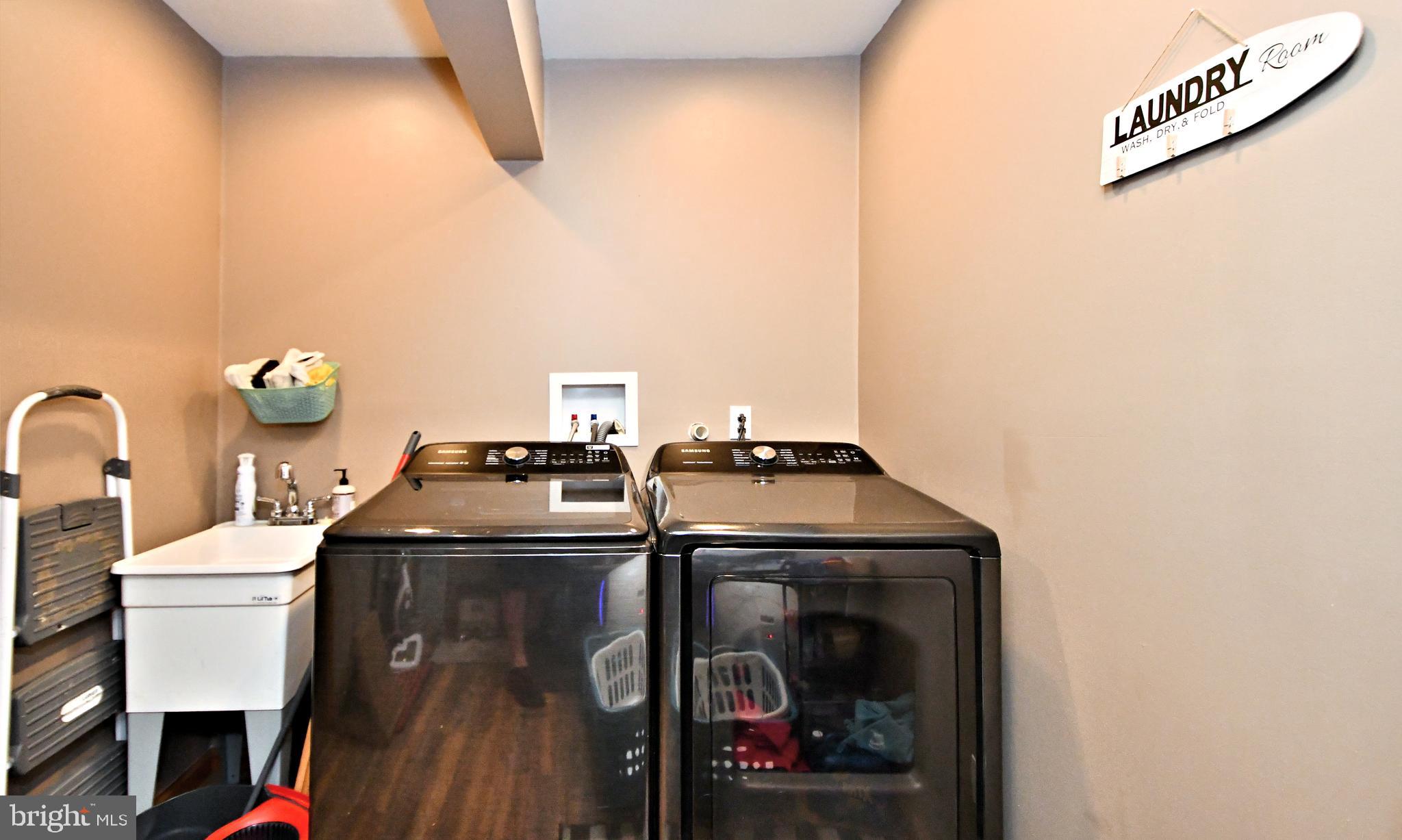 WOODLAND ACRES - Residential