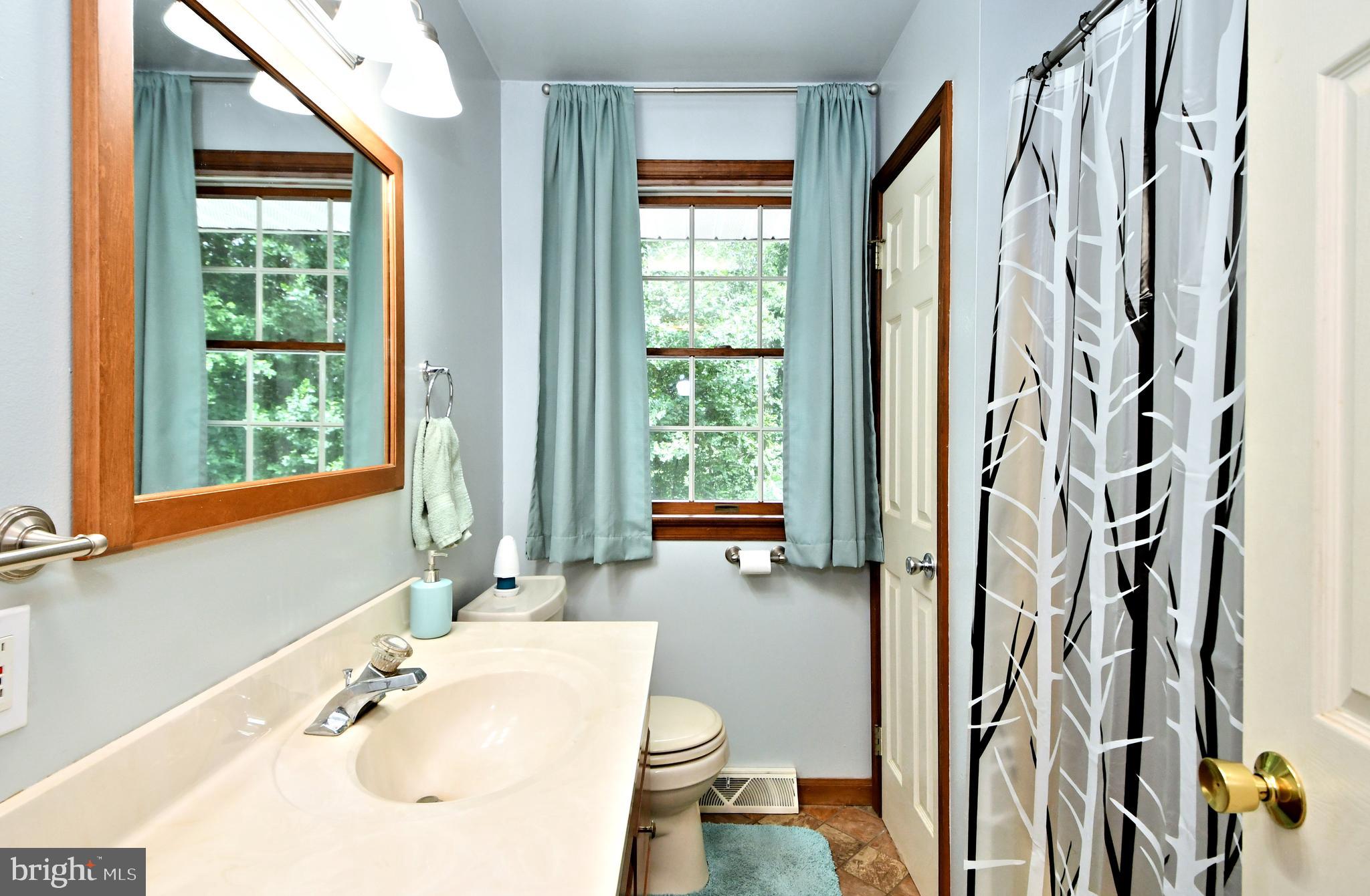 WOODLAND ACRES - Residential