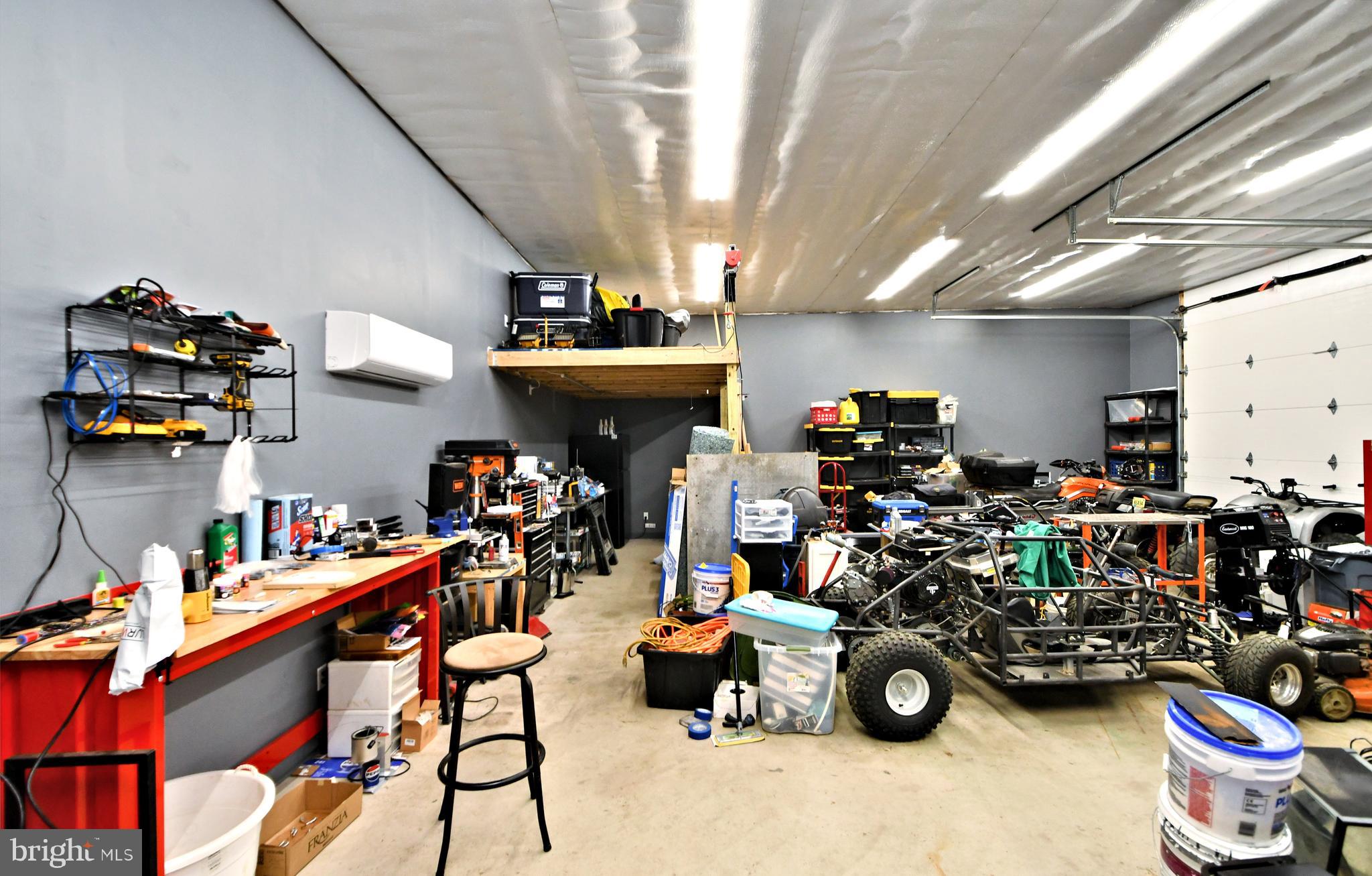 WOODLAND ACRES - Residential