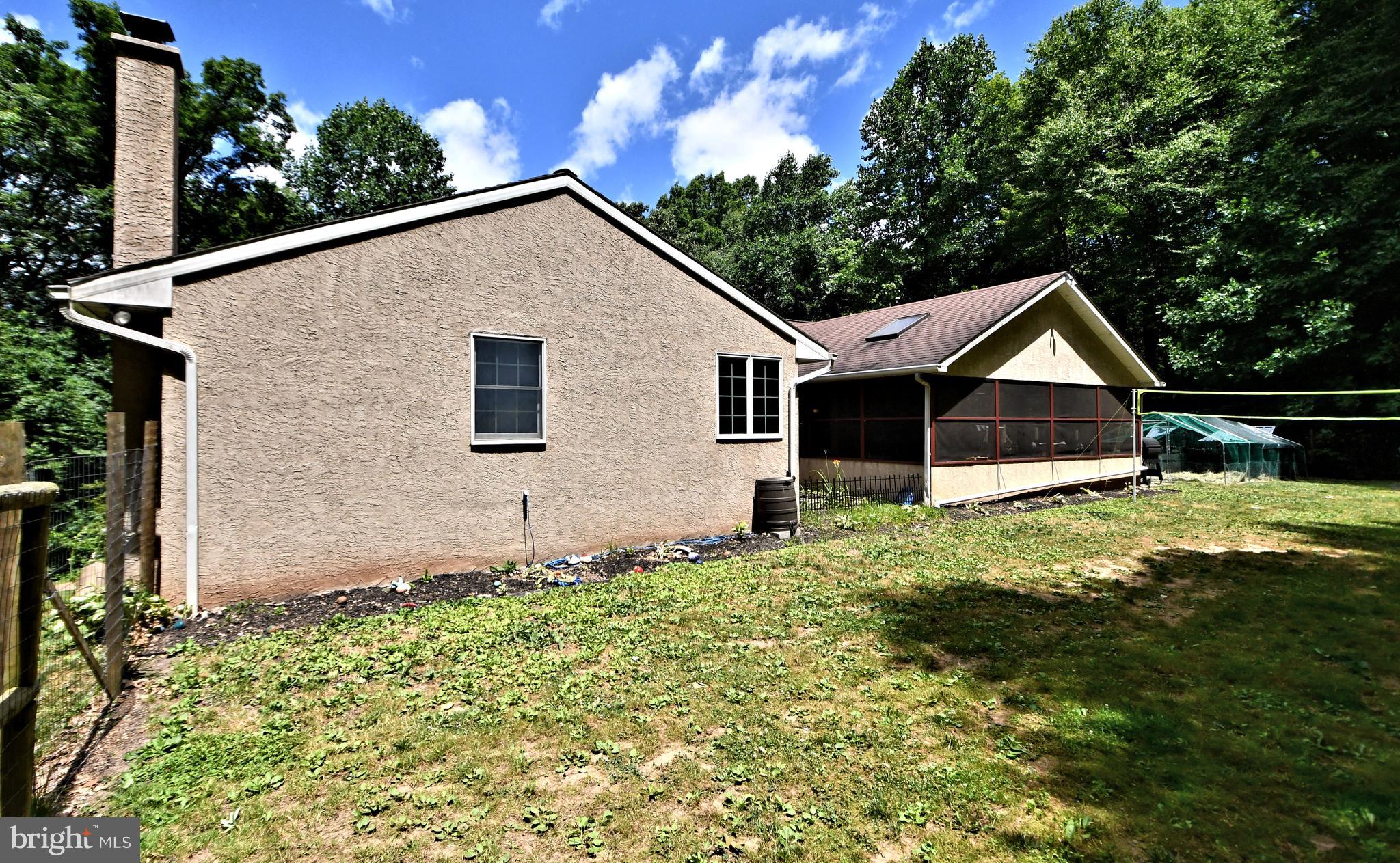 WOODLAND ACRES - Residential