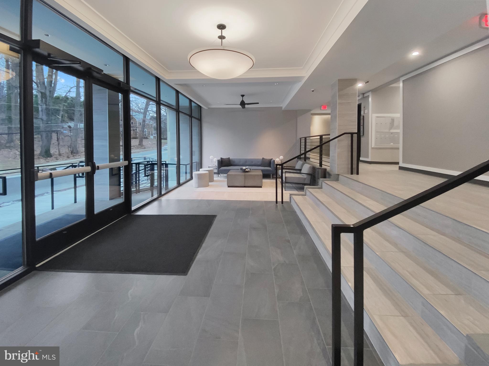 KENWOOD HOUSE - Residential Lease